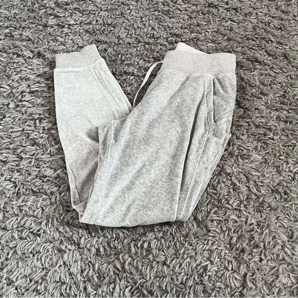 Lululemon Warm Down Jogger *Velour Heathered Core Ultra Light Grey size 4
